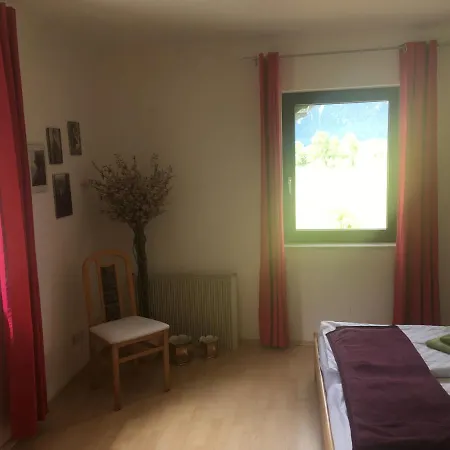 Haus Pfeifer * Hermagor-Pressegger See